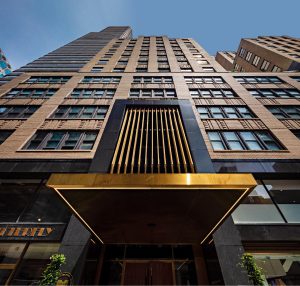 10_Grand_Central-Entry_and_Facade